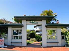 Aloha Lodge Beachside Accommodation 