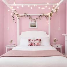Alice's Cottages and Spa Hideaways