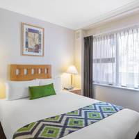 Mounts Bay Waters Apartment Hotel