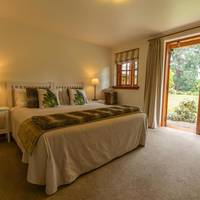 Wanaka Homestead Lodge & Cottages 