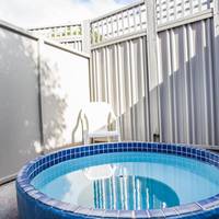 Bennetts Thermal Pools Motor Inn 