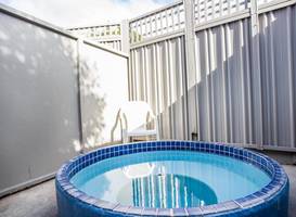 Bennetts Thermal Pools Motor Inn 