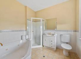 Waratah On York Bed & Breakfast