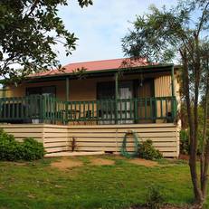 Lakes Entrance Country Cottages