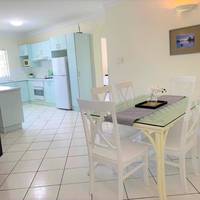 Koala Court Holiday Apartments