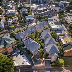Spring Hill Gardens Apartments