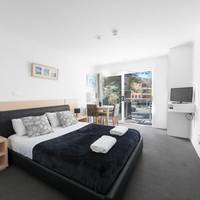 Manly Oceanside Accommodation