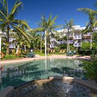 Australis Cairns Beach Resort