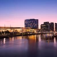 Hilton Melbourne South Wharf
