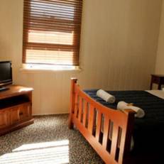 Bowen Terrace Accommodation