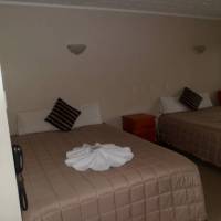 Gateway International Motel 