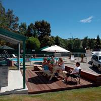 Fairway Motel & Apartments 