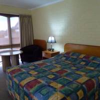 Econo Lodge Hacienda International