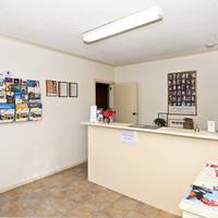 Econo Lodge Hacienda International