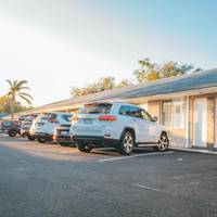 Gale Street Motel & Villas