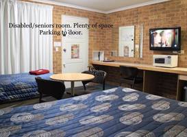 Town and Country Motor Inn