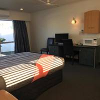 Pacific Harbour Motor Inn 