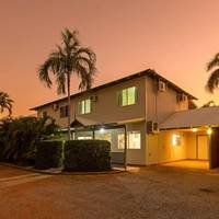Cable Beachside Villas