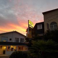 Courtesy Court Motel 