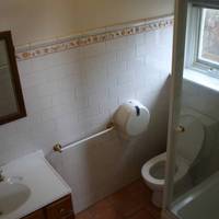 Glenelg Beach Hostel