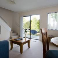 East West Apartments 