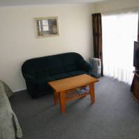 Colonial City Motel 