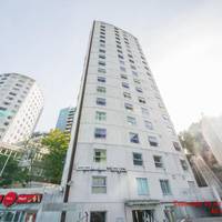 Columbia Apartments 