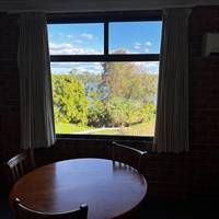 Riverview Motor Inn