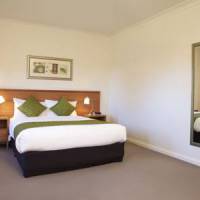 Leisure Inn Spires