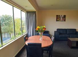 Aachen Place Motel 