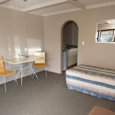 Aspen Manor Motel 