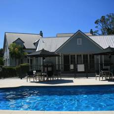 Settler's Cottage 