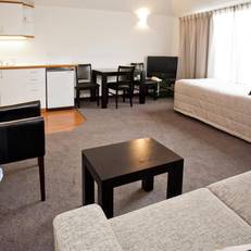 Cablecourt Motel 