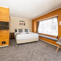 Tudor Park Motel