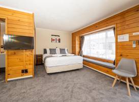 Tudor Park Motel