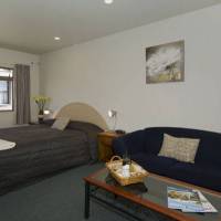 Lake Point Motel 