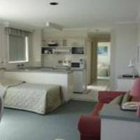 Parklane Motel