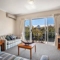 Quest Mandurah
