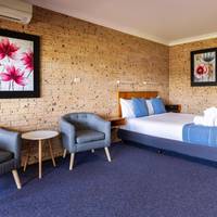 Midlands Motel