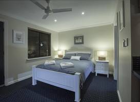 Nautica Lodge 