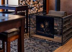 Paroa Hotel 