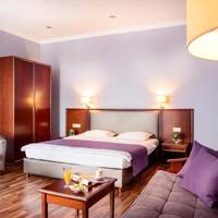 Flatlux Apartments in City Center Area 