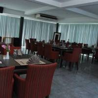 Rumah Nenek Hotel & Restaurant 
