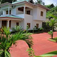 La Fontaine Holiday Apartment 