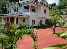 La Fontaine Holiday Apartment 
