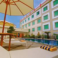 Rocky Plaza Hotel Padang 