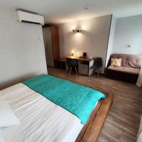 Mini-hotel Tri Kota 