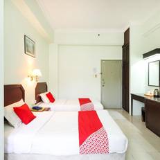 Grand Supreme Hotel 