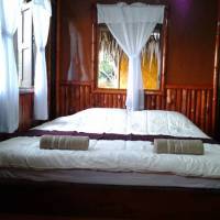 Ayutthaya River Hut 