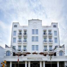 Amarelo Hotel Solo 